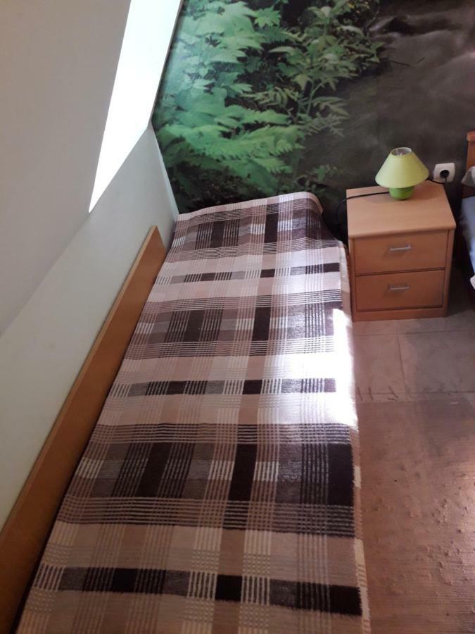 Apartamento Apartmanhaz Balatonfenyves Exterior foto